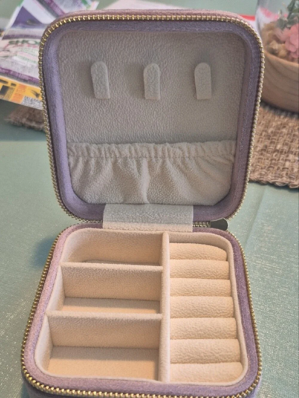 Velvet Jewelry Travel Case - Lavender